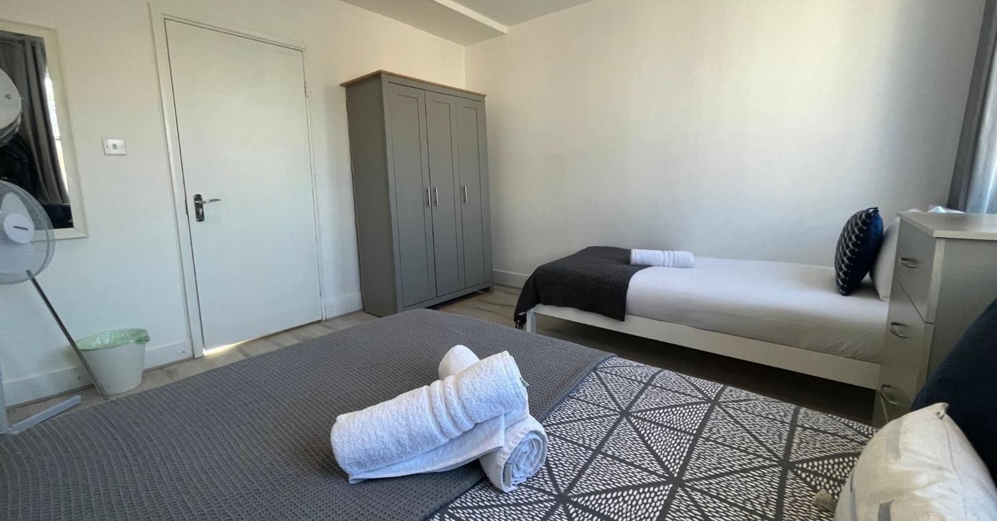Nifty 2 Bedroom Flat In Goswell Rd London Exterior photo
